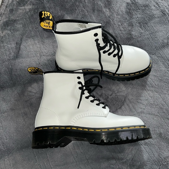 Dr. Martens Shoes - Dr. Marten’s - Flawless!